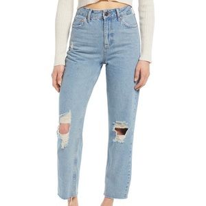 BDG URBAN OUTFITTERS MOM JEANS